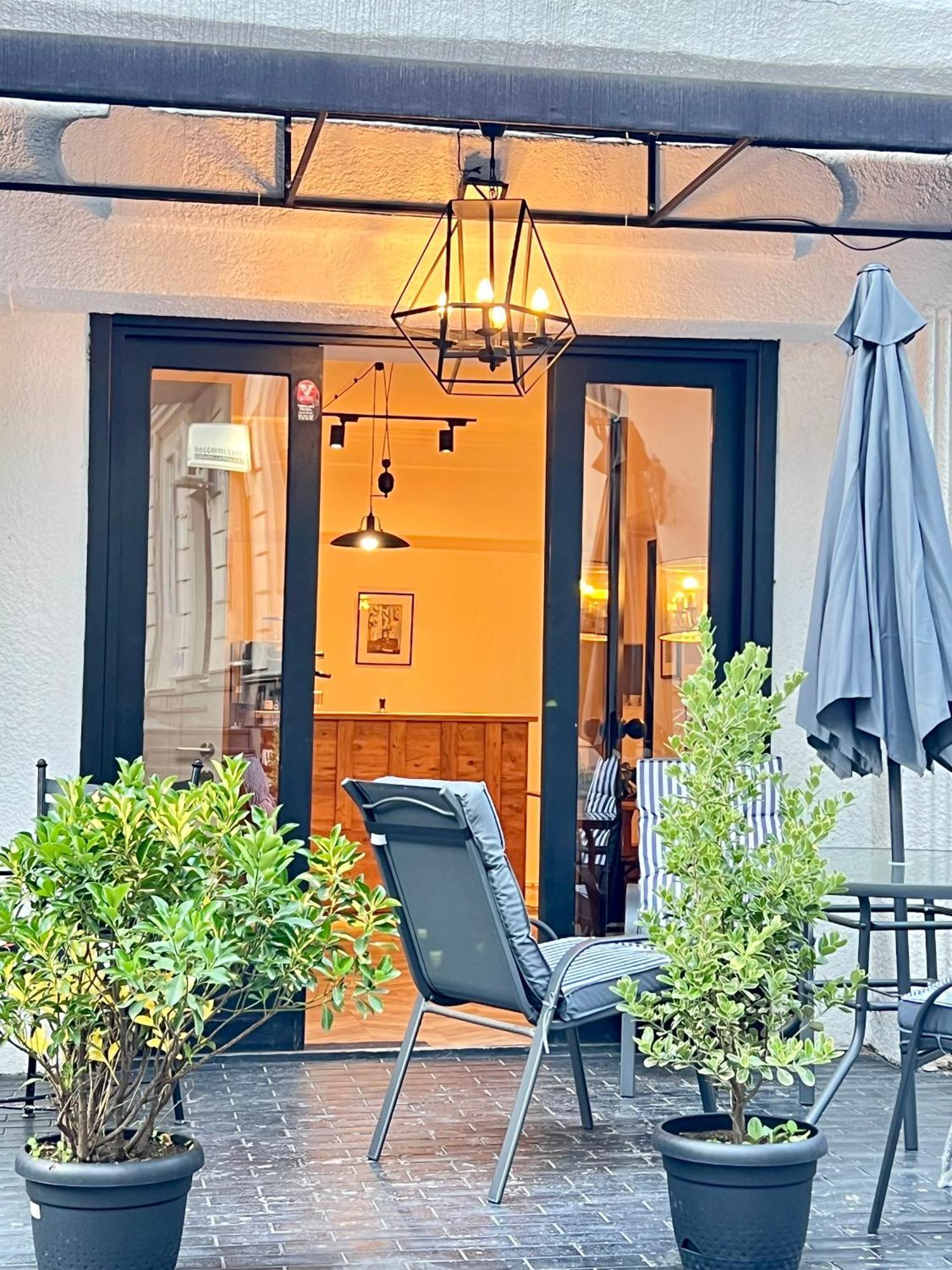 Opera Boutique Hotel Tiflis Exterior foto